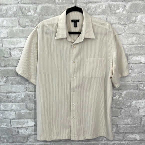 Van Heusen Cream Casual Button Down Shirt - Picture 1 of 5